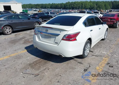2015 Nissan Altima 2.5 S from USA, damaged, VIN 1N4AL3AP7FN906558
